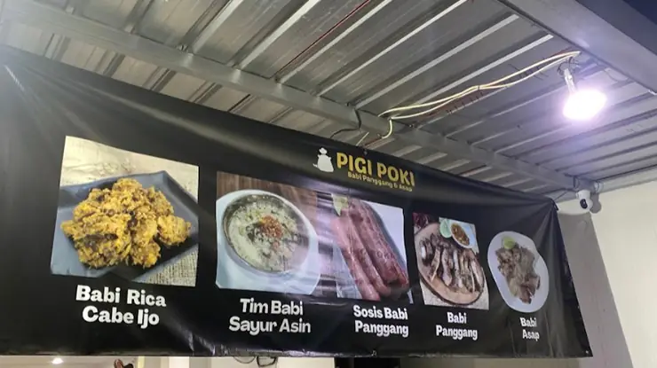 Foto Pigi Poki Babi Panggang dan Asap