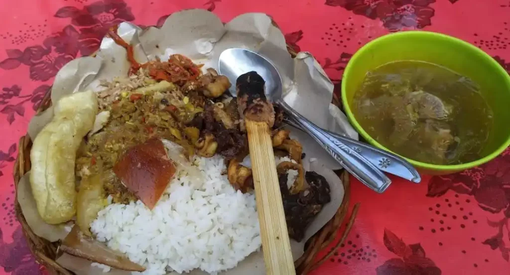 Gambar Menu Makanan Warung Babi Guling Nyoman Samprig