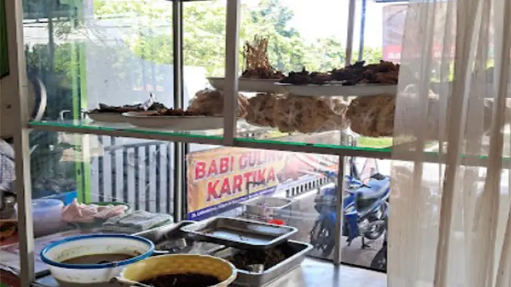 Jam Operasional Warung Babi Guling Kartika