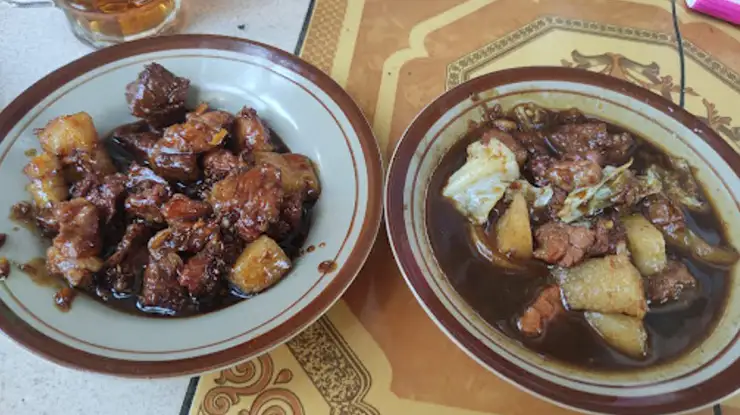 Menu Favorit di Sate Babi Pak Ciwir