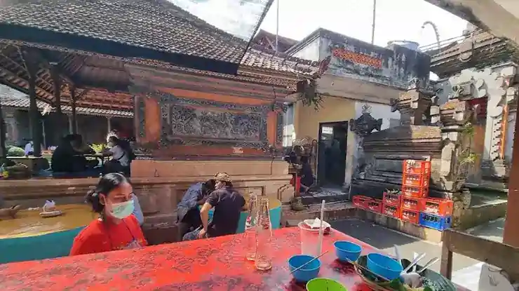 Ulasan Babi Guling Warung Vengkung