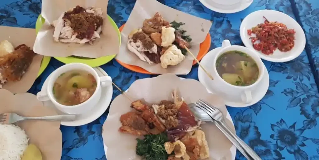 Ulasan Pengunjung Warung Babi Guling Rahayu 1