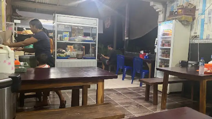 Warung Babi Guling Bu Agung