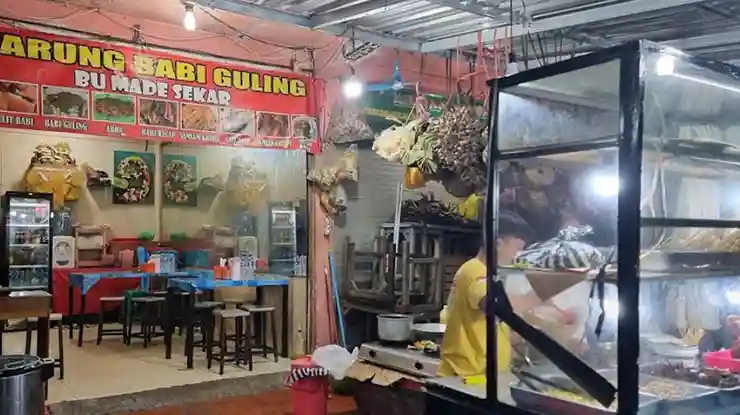 Warung Babi Guling Bu Made Sekar Kuta