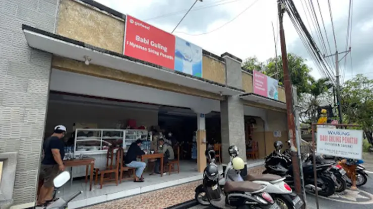 Warung Babi Guling Penatih I Nyoman Siring Denpasar