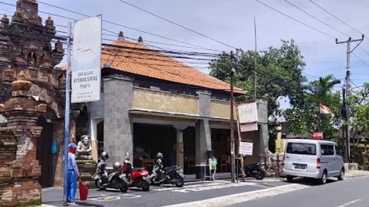 Warung Babi Guling Penatih I Nyoman Siring