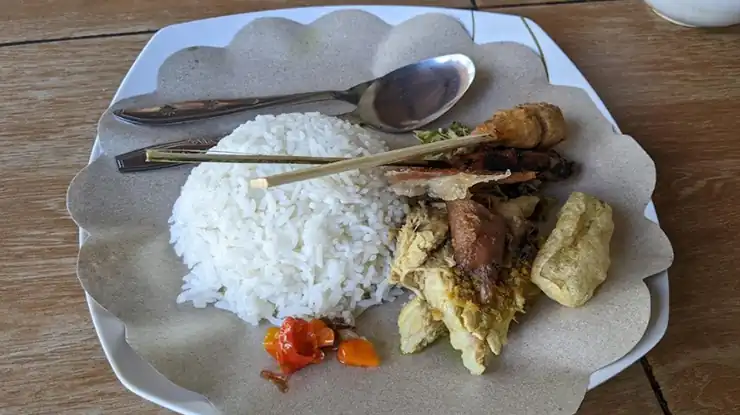 Daftar Menu Babi Guling Semeton Bali Pecatu