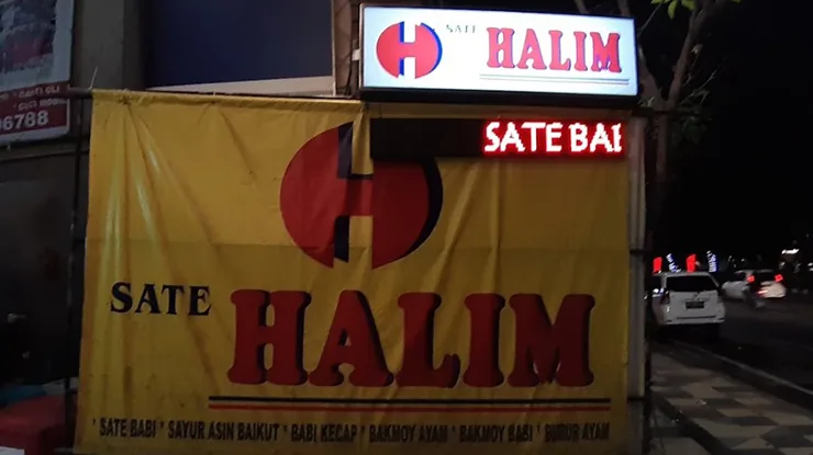 Tips Berkunjung ke Sate Babi Halim