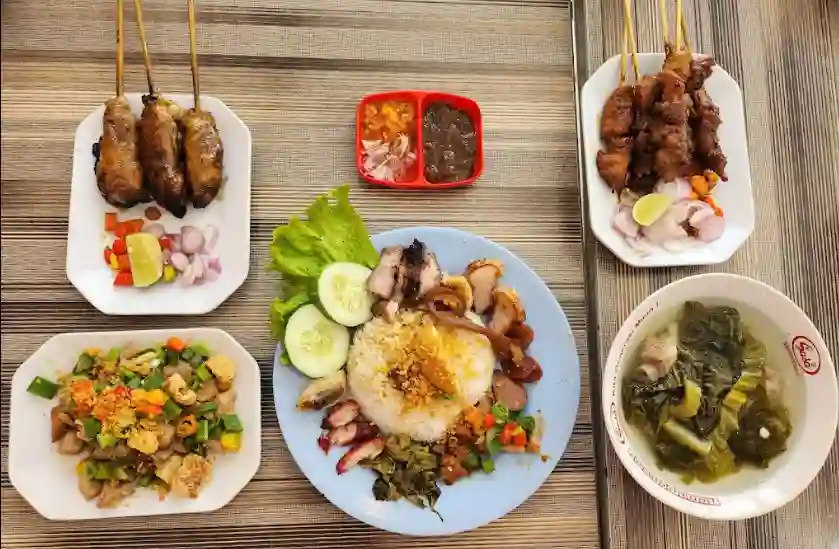 Foto Makanan Favorit di Sate Babi Kelengan Semarang